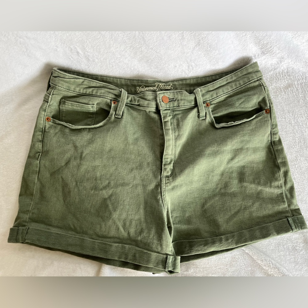 Universal Thread green Jean shorts. Size 16
